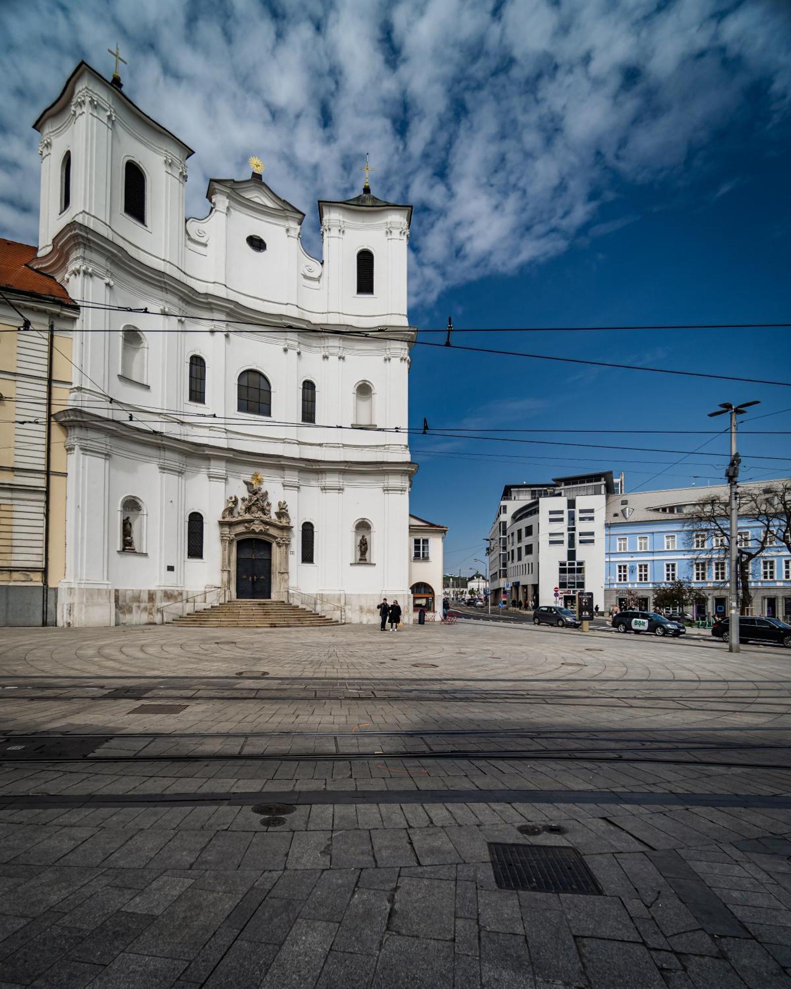 Luxurious And Royal Apartment In The Old Town Bratislava Exteriér fotografie