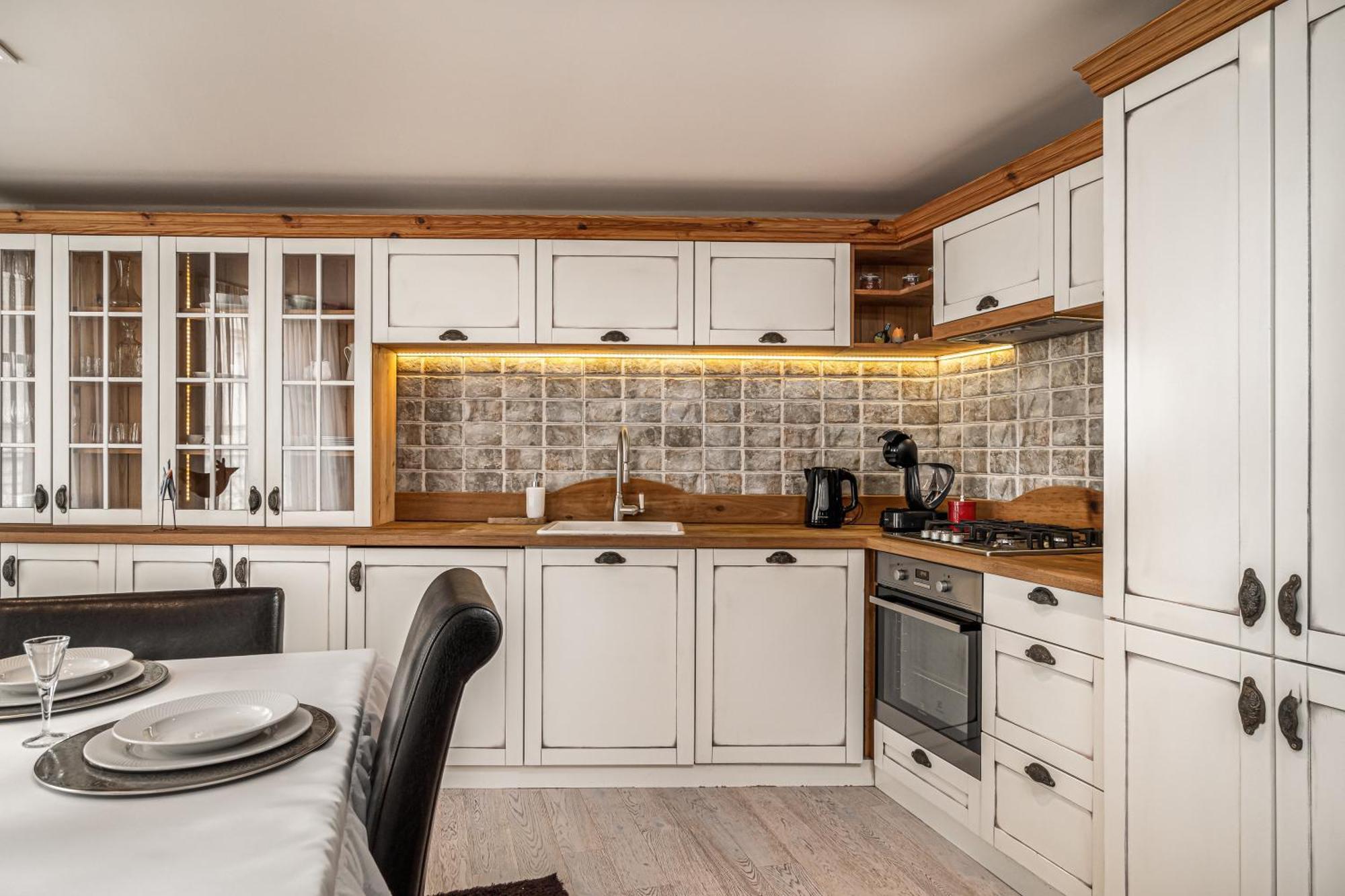 Luxurious And Royal Apartment In The Old Town Bratislava Exteriér fotografie