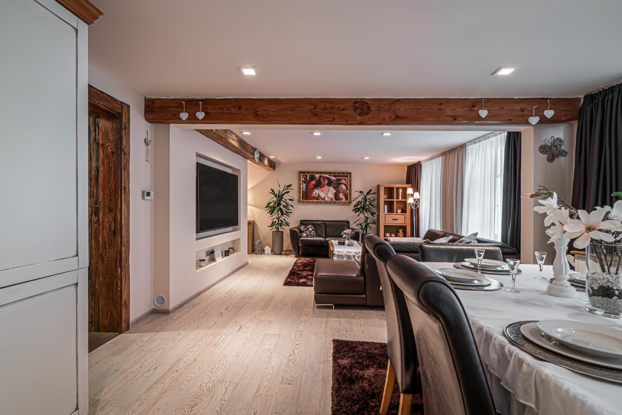 Luxurious And Royal Apartment In The Old Town Bratislava Exteriér fotografie